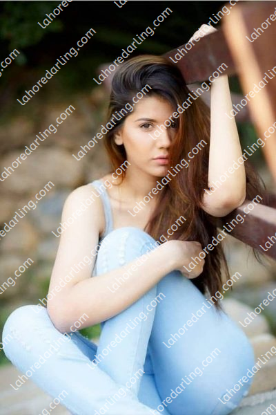 Model-Escorts-in-Lahore.jpg