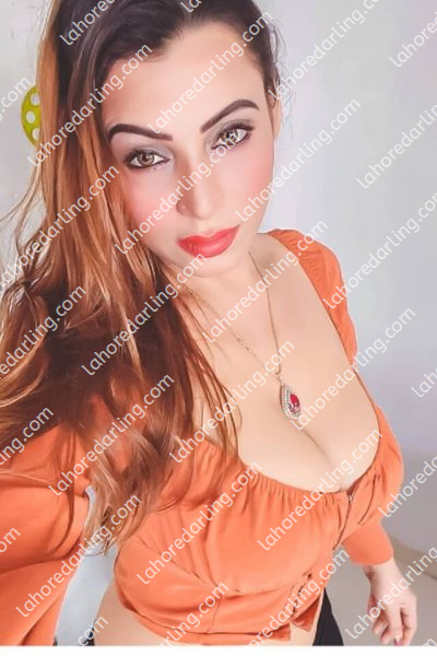 Sexy-Escorts-in-Lahore.jpg